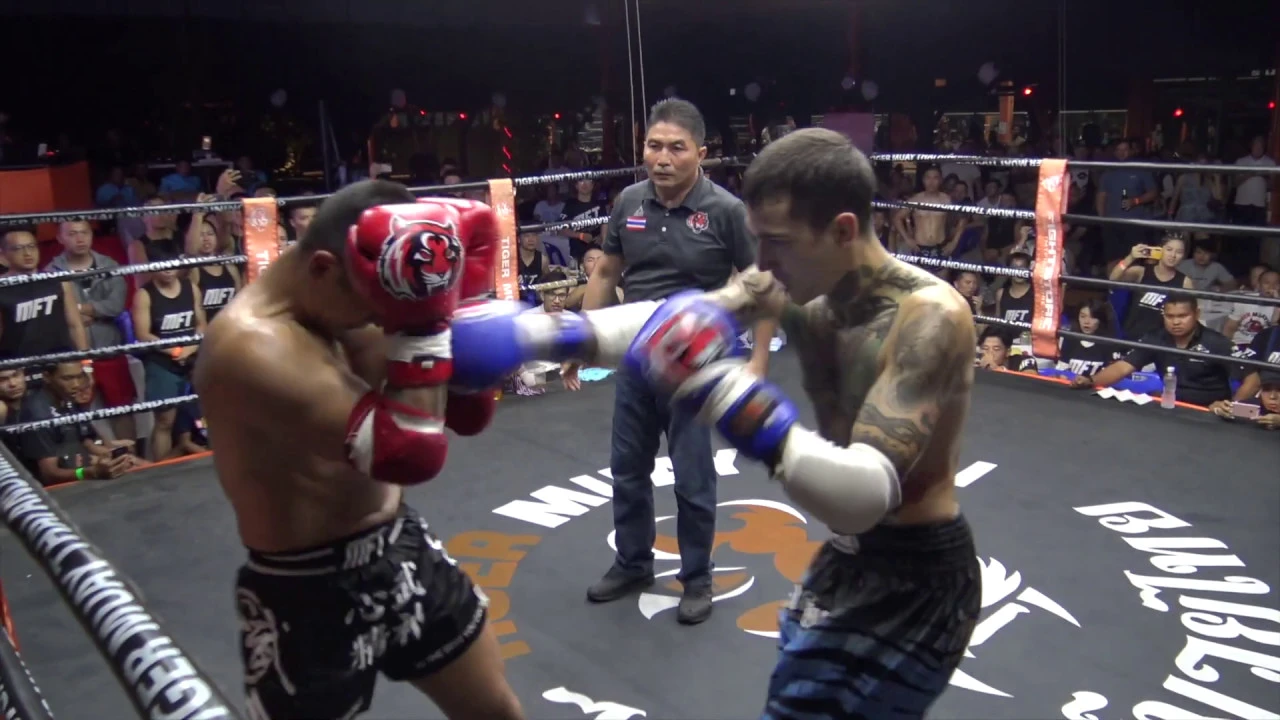 BBQ Beatdown 134: Tang Kai (China) vs Benny (UK) background