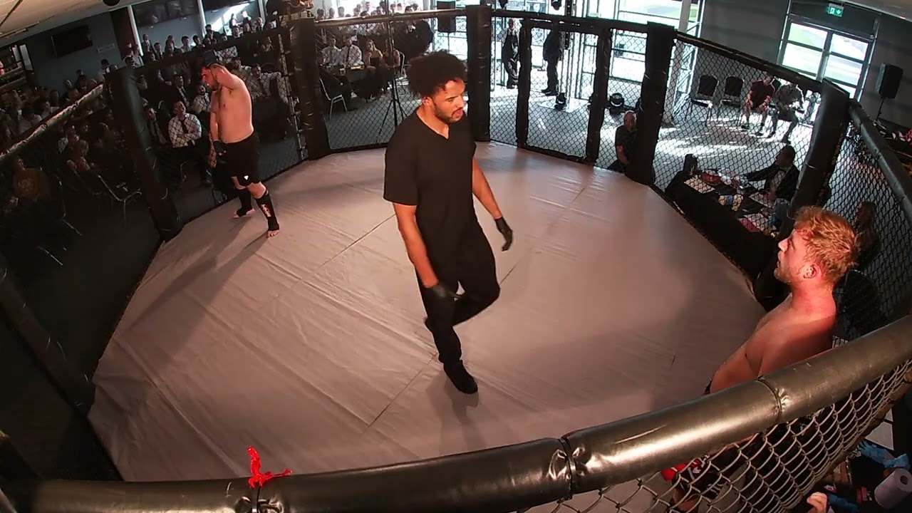 CHESTER | ULTRA MMA | THOMAS DALTON VS CALLUM COUSEN background