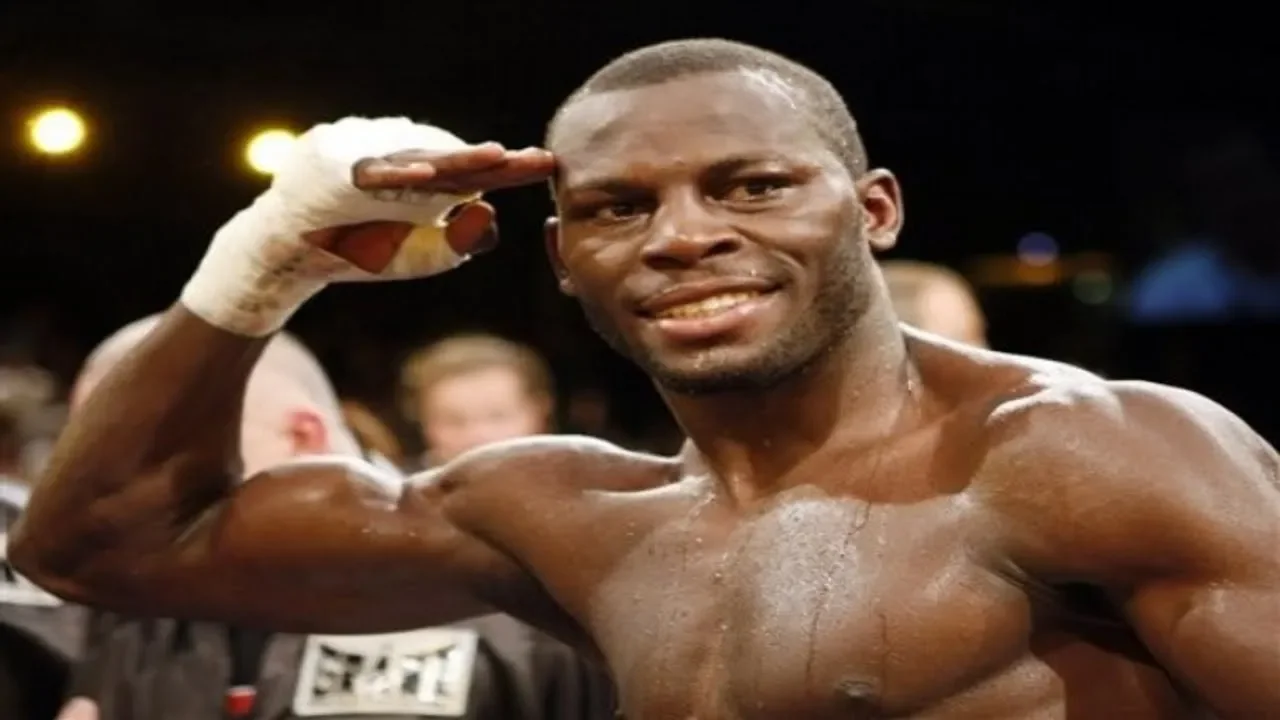 Steve Cunningham - USS (Highlights & Knockouts) background