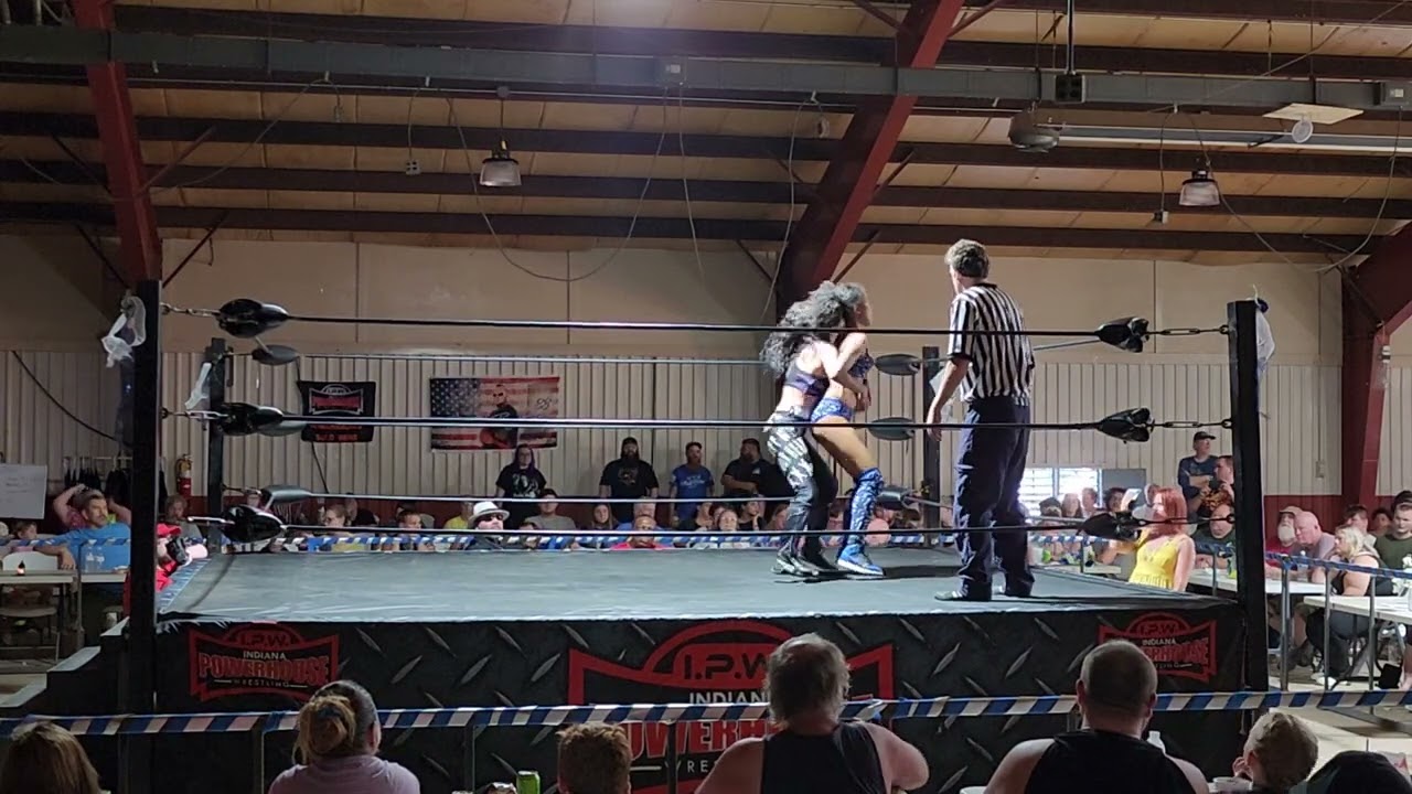 Hayley Shadows vs Alexis Littlefoot - IPW 8/12/23 background