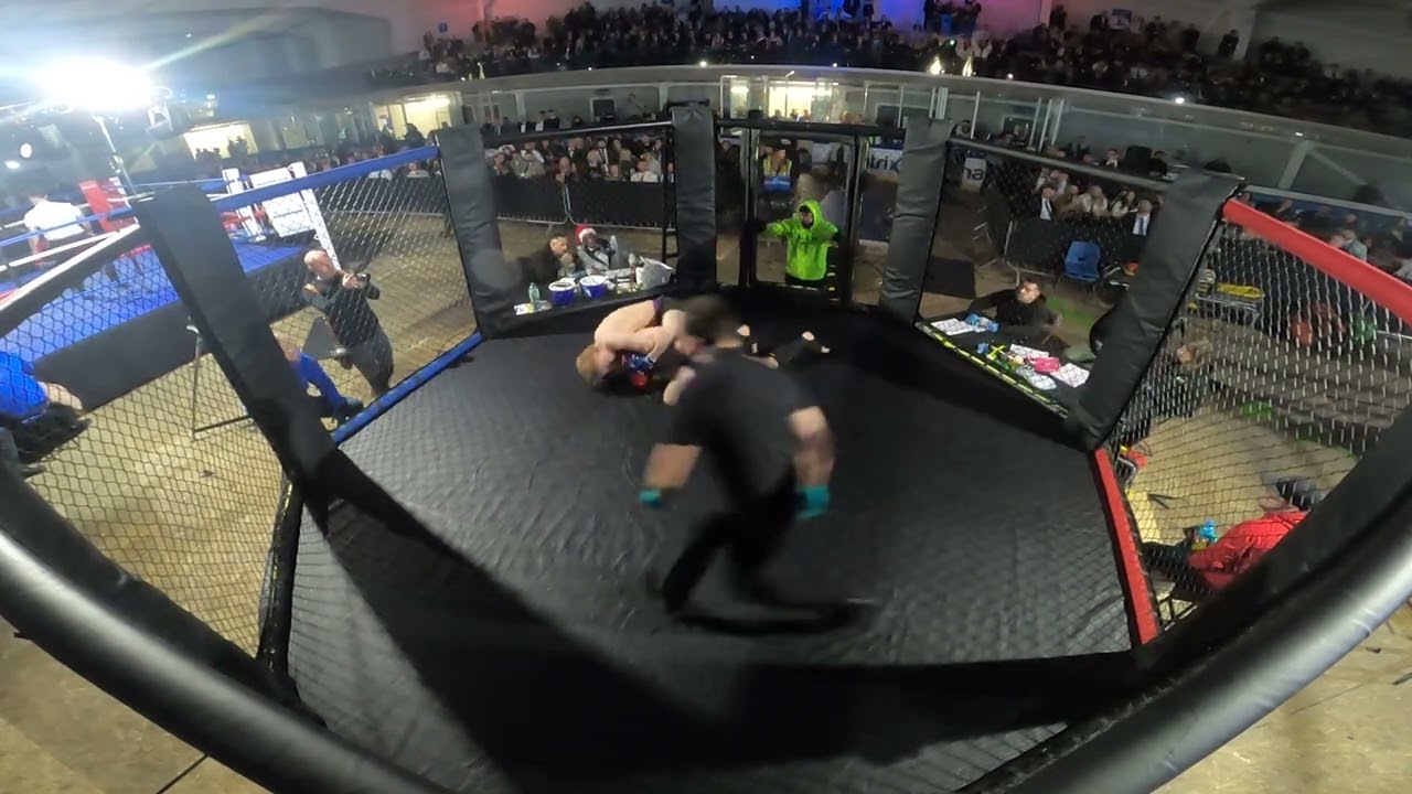BRISTOL MMA BEN SPRAY VS AARON BREWER