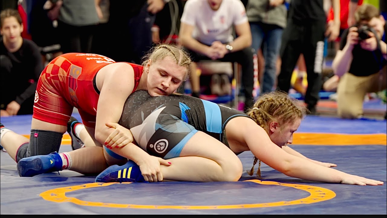 U20 Veronika Vilk (CRO) vs Gudrun Roosiõis (EST) 72kg. Womens wrestling tournament. background