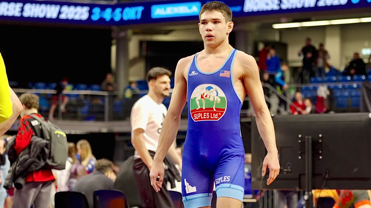 U20 Tuomas Plaketti (FIN) vs Gabe Brown (USA) 60kg. Greco-r boys youth wrestling tournament. B-cam