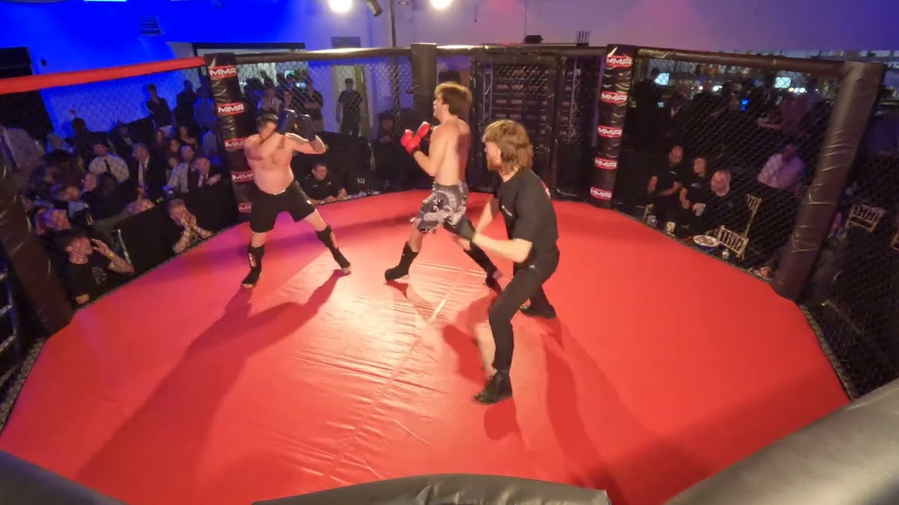 DERBY | ULTRA MMA | THE SPAZZER VS BIG JOHN YEARBY