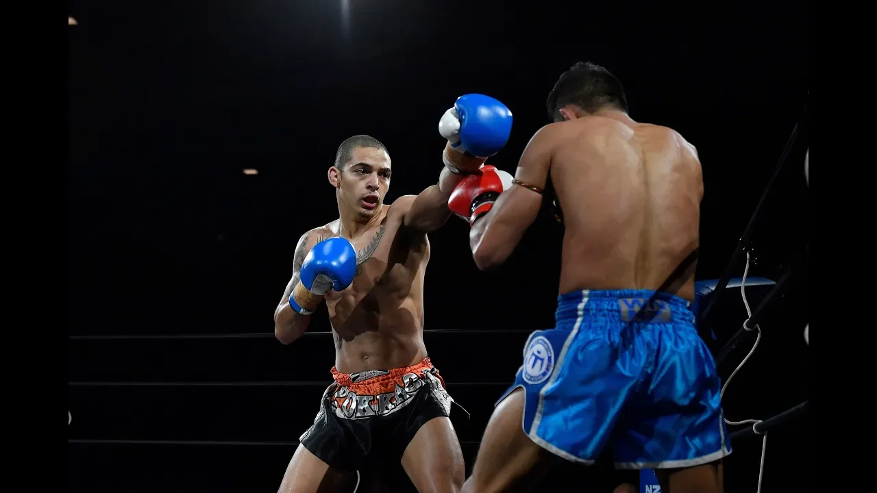 60kg : Pettawee Sor Kittachai vs Dominic Reed backdrop