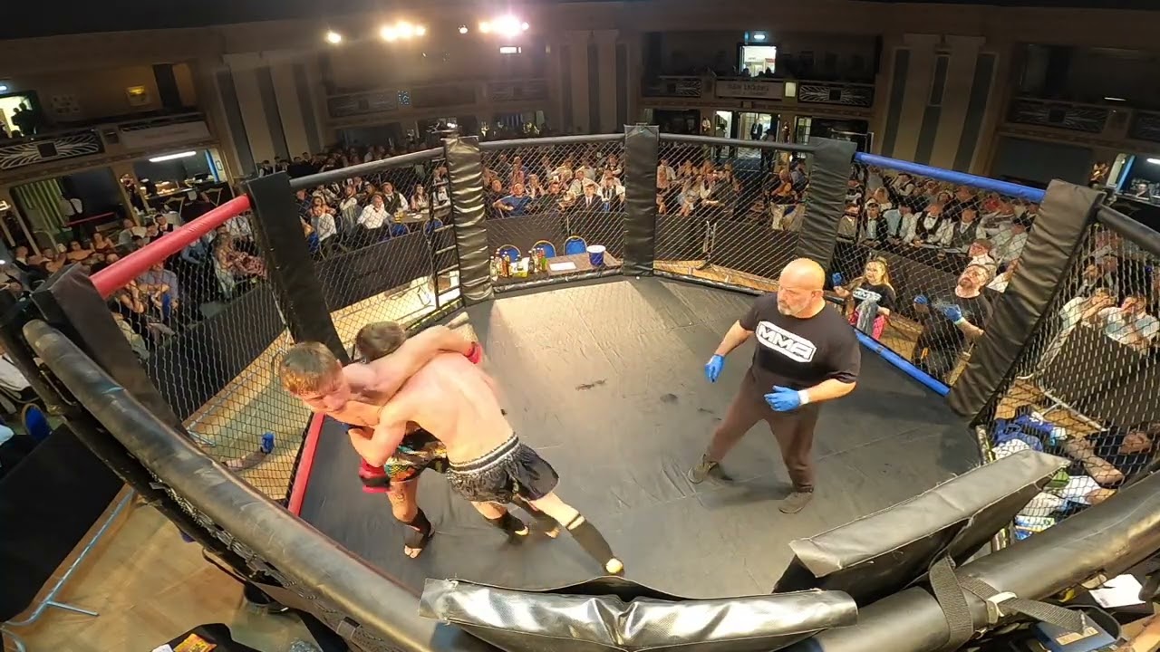 ABERDEEN | ULTRA MMA | LOGAN HIGGINS VS SAMUEL WALKER