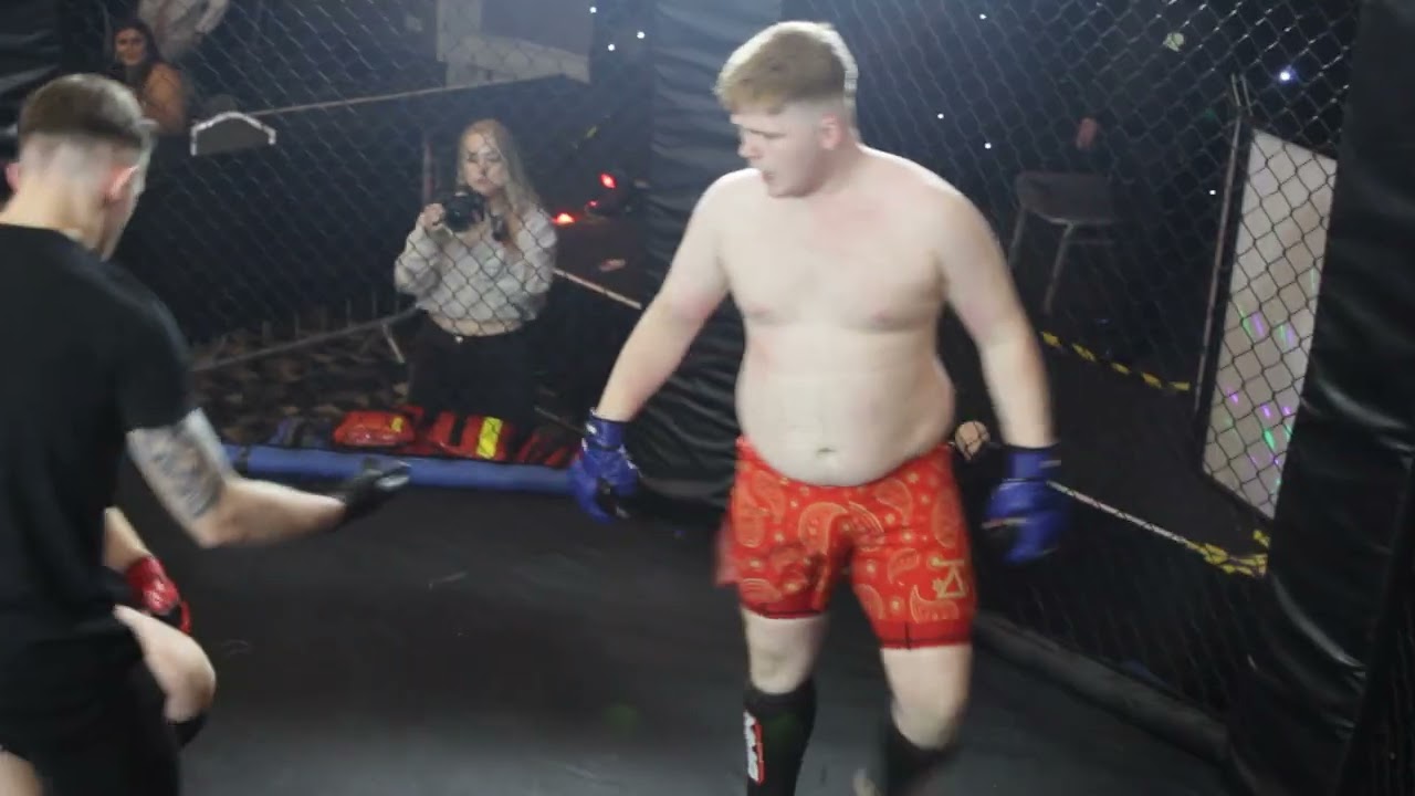 ULTRA MMA GLASGOW 270425 FIGHT 7 ROBBIE TEMPLETON VS KIYA HANLON