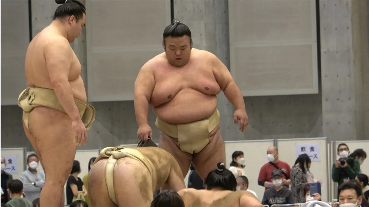 Takakeisho: Two types of love