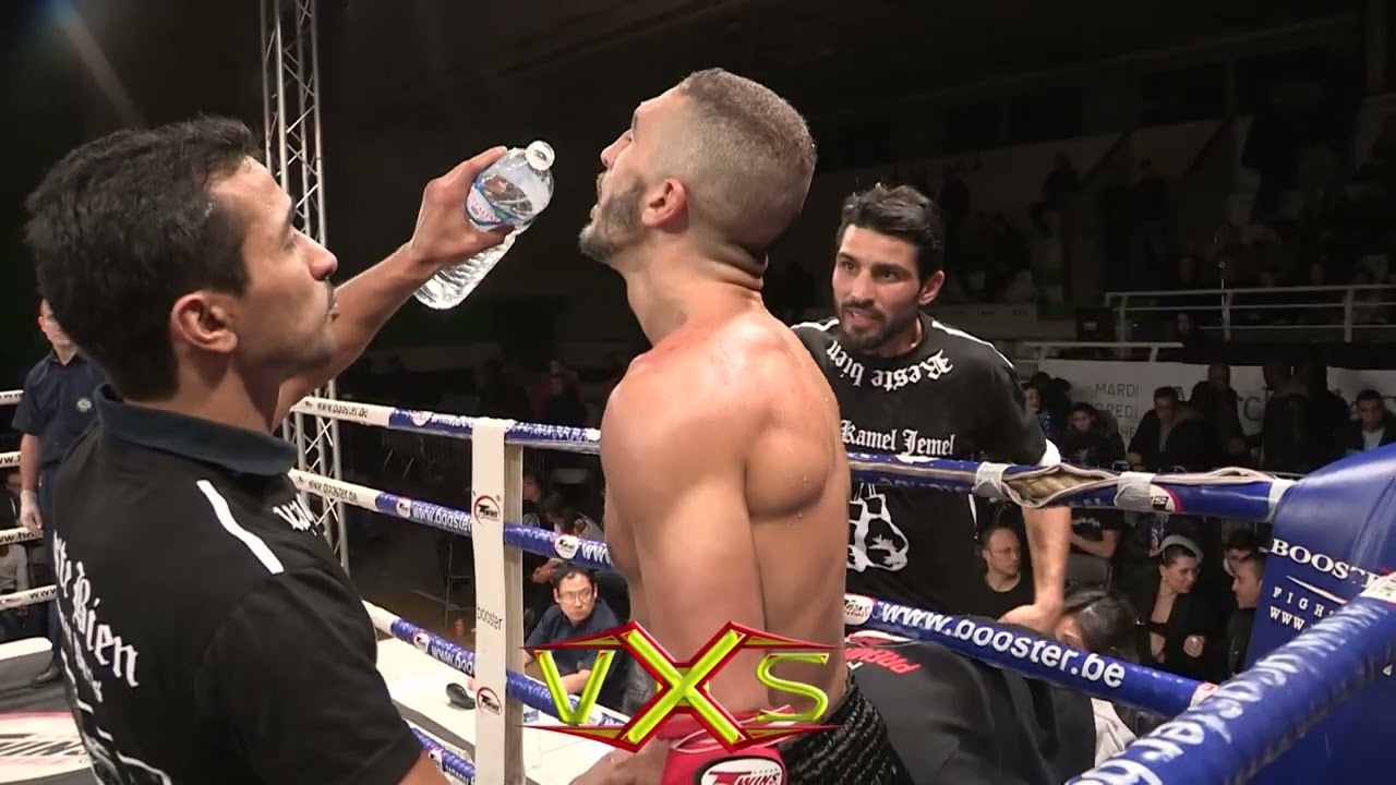 Vang MOUA vs Kariche MOHAMED By #vxs s background