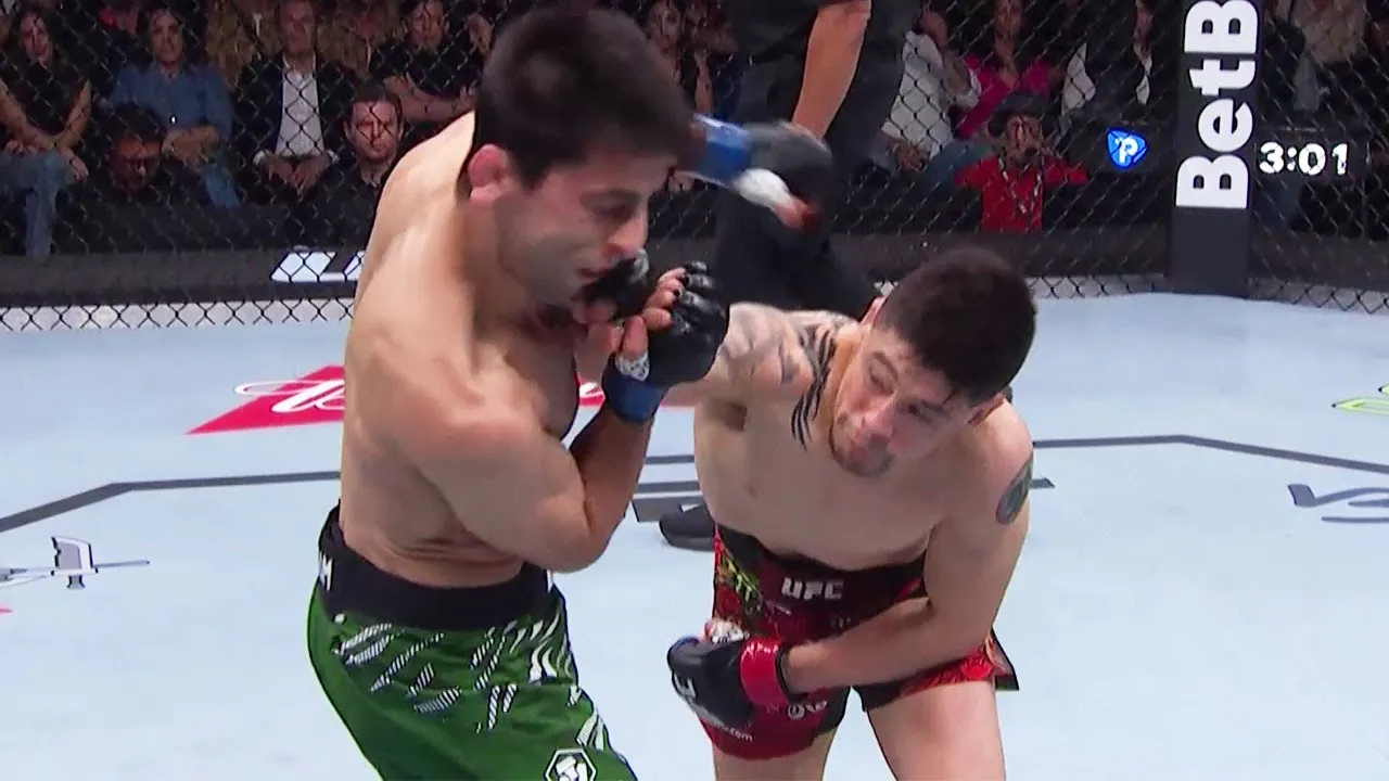 Brandon Moreno vs Steve Erceg Full Fight Recap UFC Mexico background