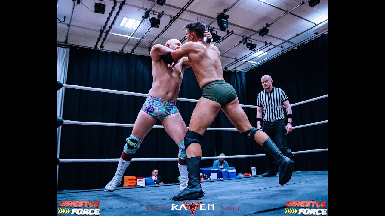 JJ Lynch vs James Pharrell, Sevenoaks October 27th 2023 backdrop