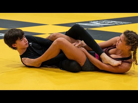 Don't Underestimate Her! 🔥 Epic Leg Lock Finish | Girl vs Boy Grappling 💥 #bjj #mma #grappling 