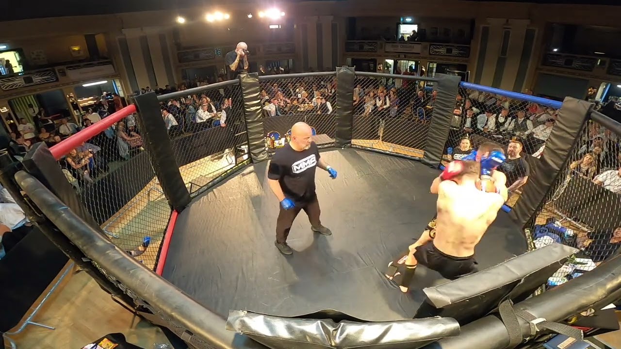 ABERDEEN | ULTRA MMA | REECE VS LEWS CHAPMAN