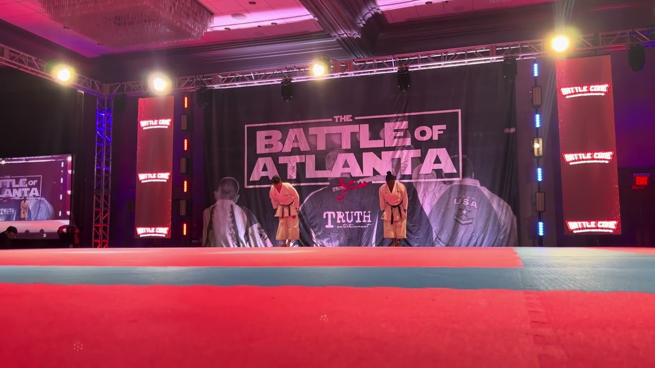 Cameron Klos and Amber Rutherford Traditional Synchronized Grands - Battle of Atlanta 2025 background