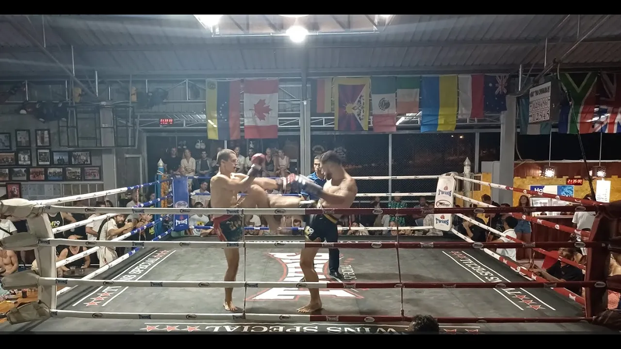 MuayThai KohPhangan | Grayson Brock ChinnarachMuayThai vs Alexandre M19MuayThai - 19 November 2023 background