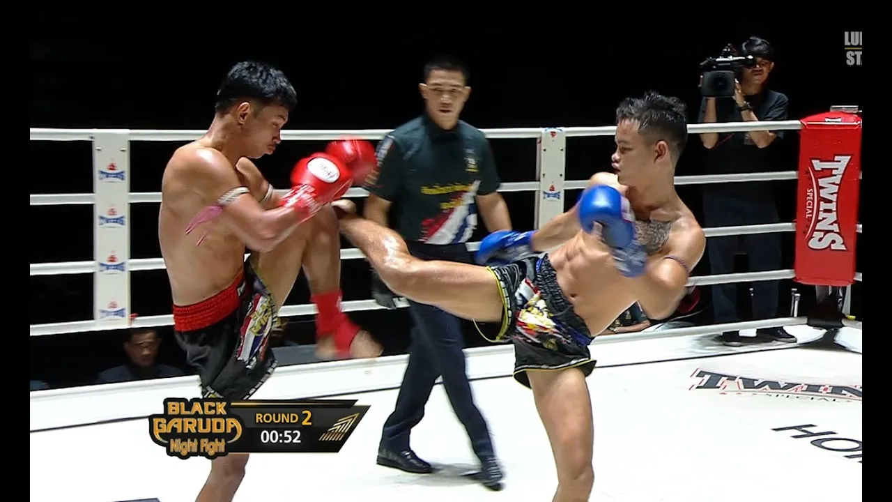 สิงห์เพชร บ.รุ่งโรจน์ vs สั่งฟ้า น.อนุวัฒน์ยิม l 31 สิงหาคม 2568 l เวทีลุมพินี