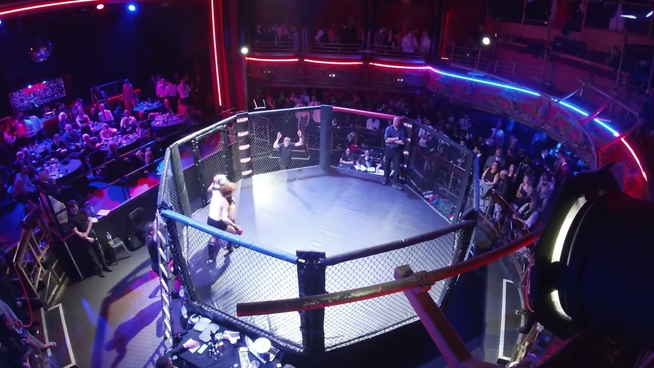 LONDON MMA KARLINA VERAS VS EBONY KNIGHT backdrop