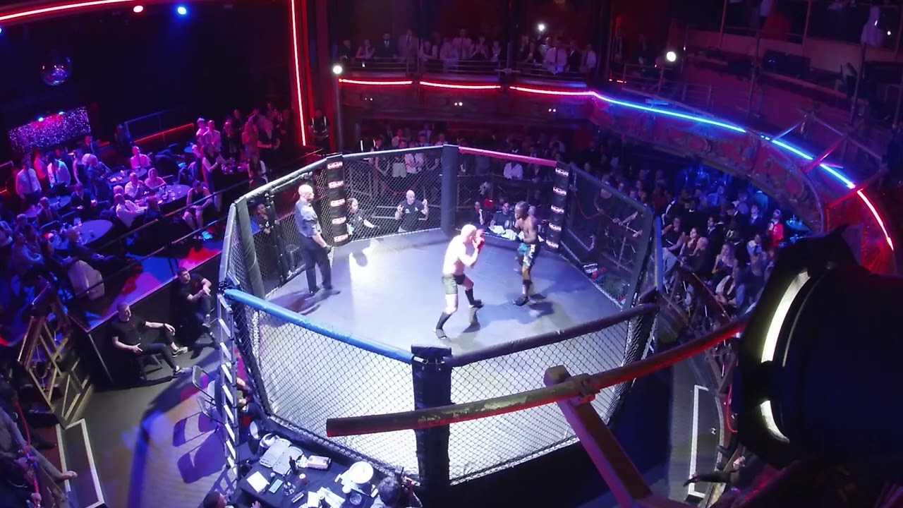 LONDON MMA CHRIS LINCOLN VS THE PRESTIGIOUS GULVIN MASEBO background
