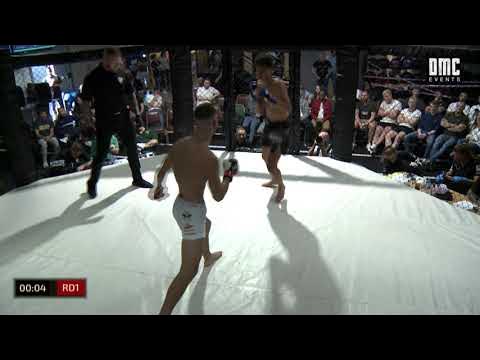 IÚR FC 1 - Flobater Fares vs Elvis Luko background