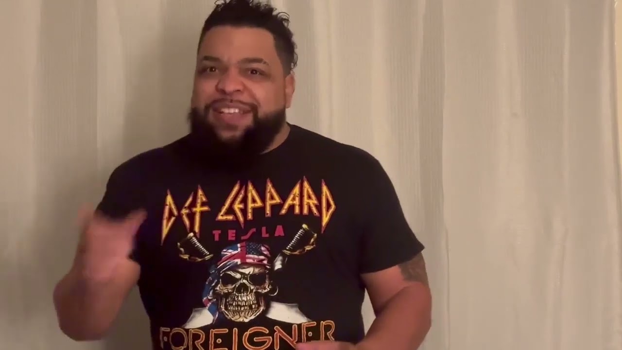 Alvin Alvarez returns to W.O.W background