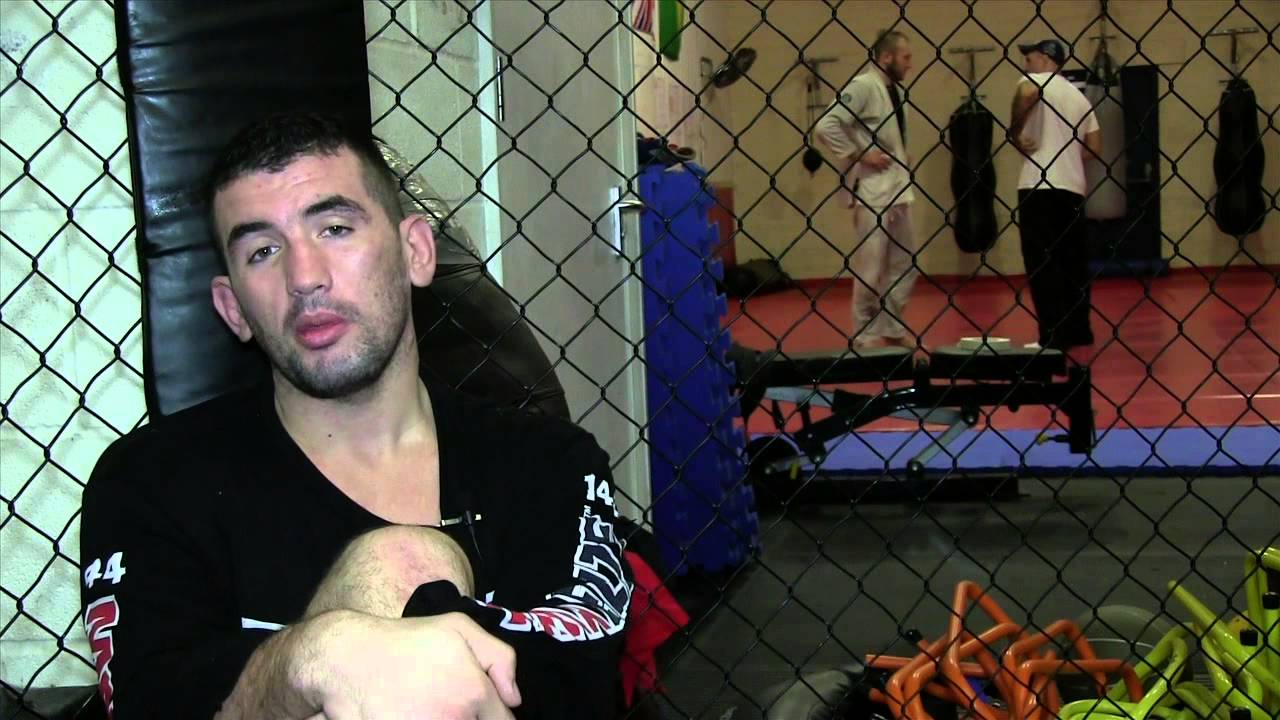 FCC 8 Pre fight interview with Alex Minogue - Middleweight Title Saturday 2nd November background