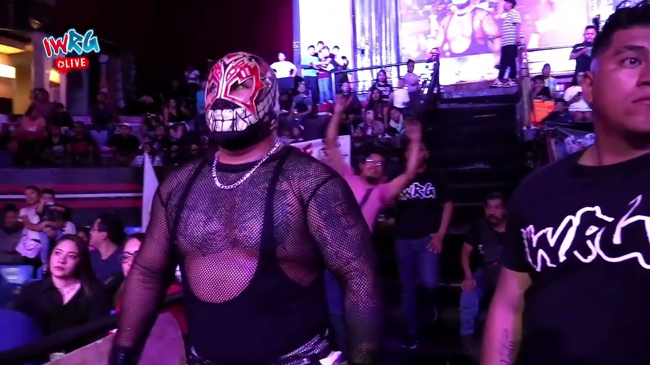 ¡TU NO ERES UN DIGNO CAMPEÓN DE MÉXICO! - TOXIN EN CONTRA DE HELL BOY background