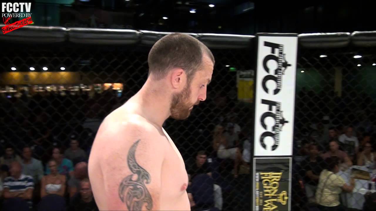 FCC 10 Pro LHW Bout: Paul "BearJew" Craig vs Jon Ferguson background
