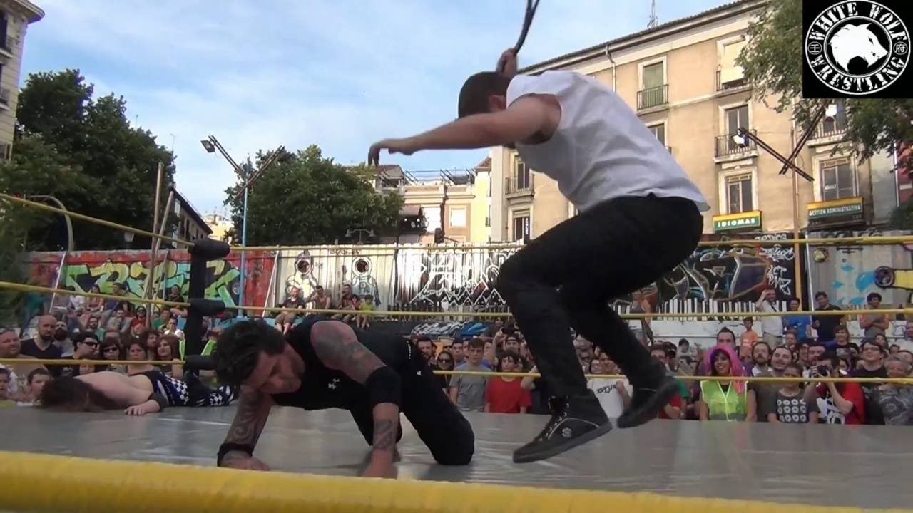 Highlights B&B vs Elvis Harrison & Orión - No Rules Day 2014 (21/06/2014) background