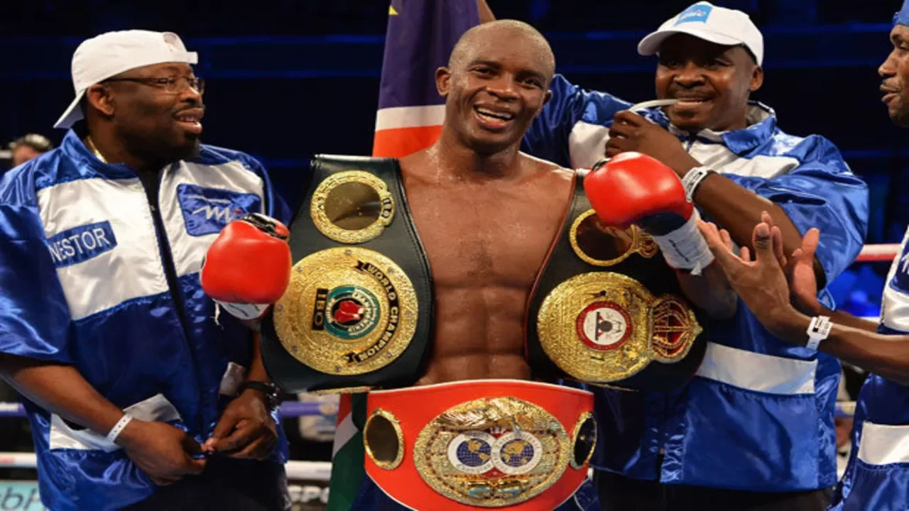 Julius Indongo - Blue Machine (Highlights / Knockouts) background
