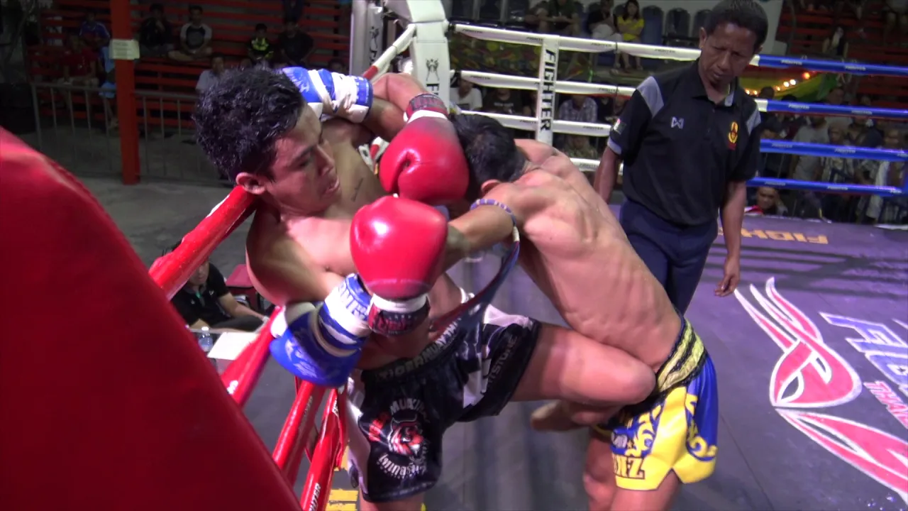 Nuapet TigerMuayThai vs Panmongkonlek Sitpanmongkon