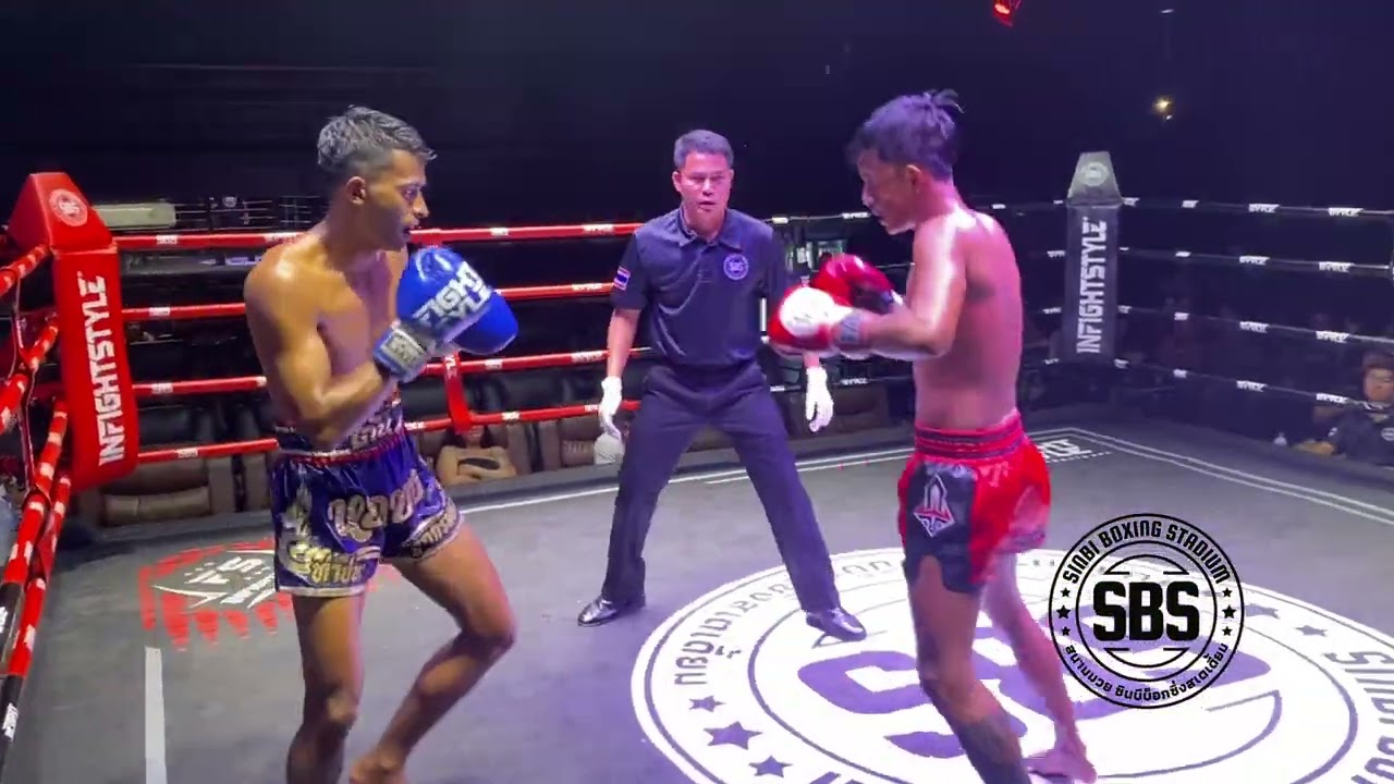 Aummahit Tiger Muay Thai 🇹🇭 (red) defeatsPhan Mongkon Lek Sit Phan Mongkon 🇹🇭(blue) by KO in round 3