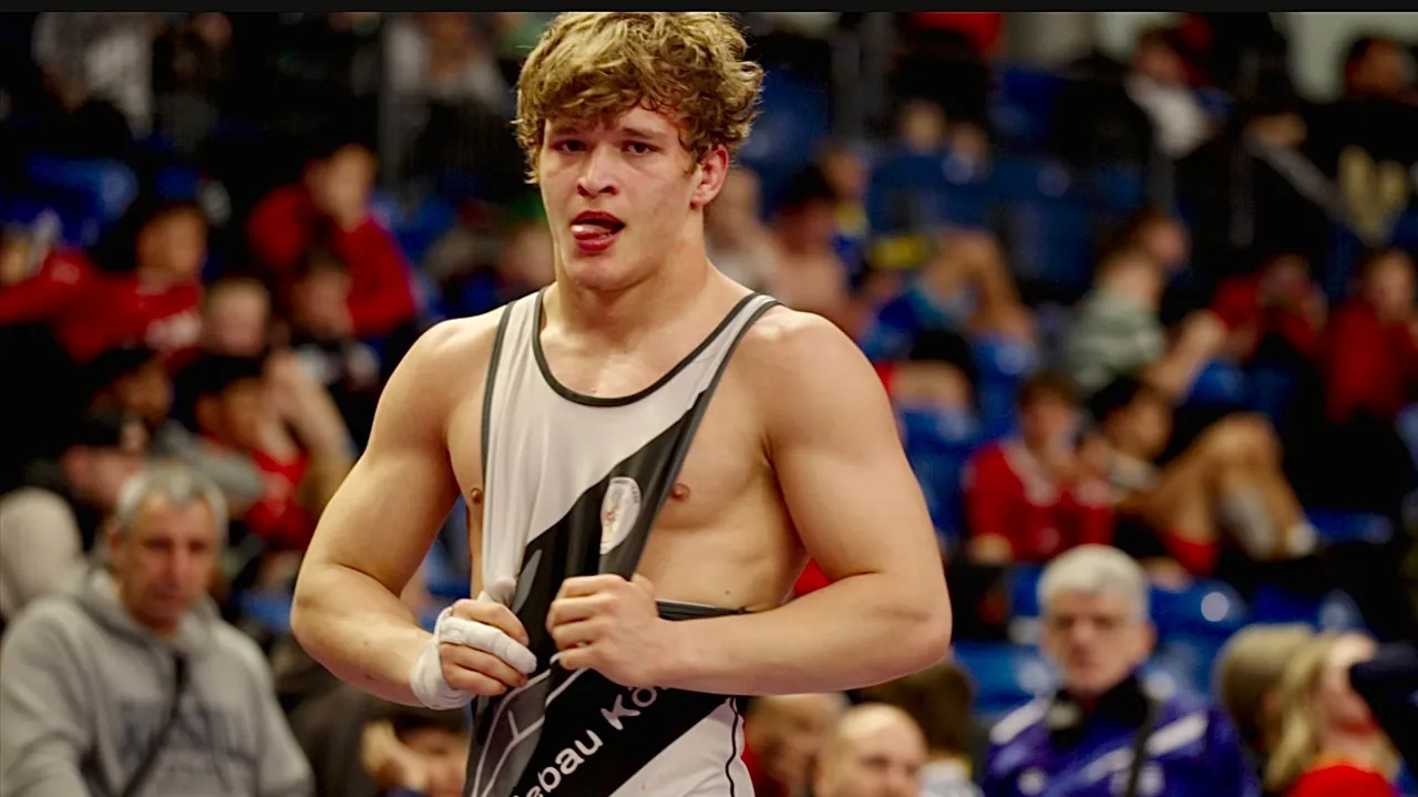 U20 Kyrylo Bondarenko (GER) vs Ezatullah Naseri (GER) 70kg. Freestyle men wrestling. B-cam-man