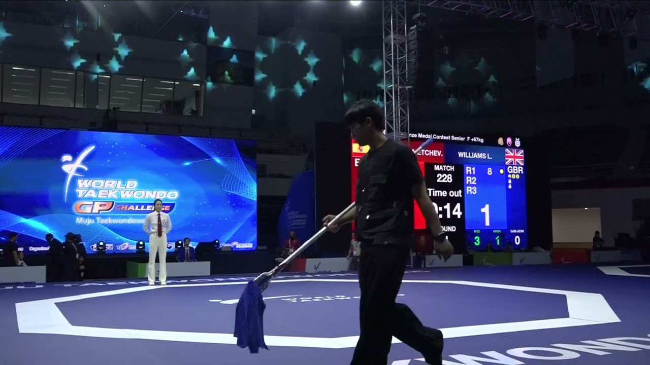 228 Bronze Medal Contest F +67kg GBR WILLIAMS L ESP CASTINEIRA ETCHEV PGM background