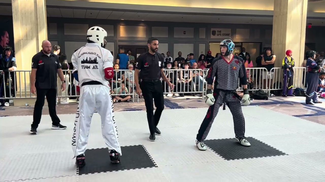 Justice Floyd vs Jalen Lazenby Men's Open Weight Sparring - Battle of Atlanta 2025 background