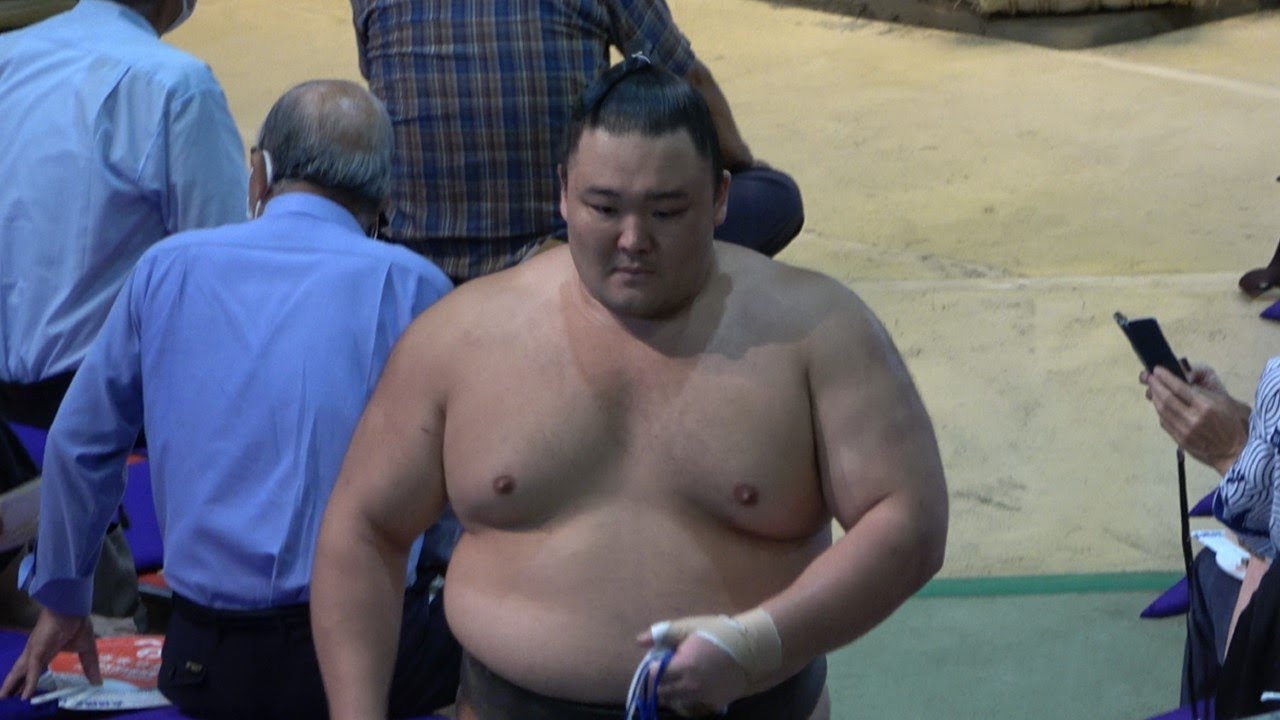 July 2022, Day 2: Asanoyama's comeback