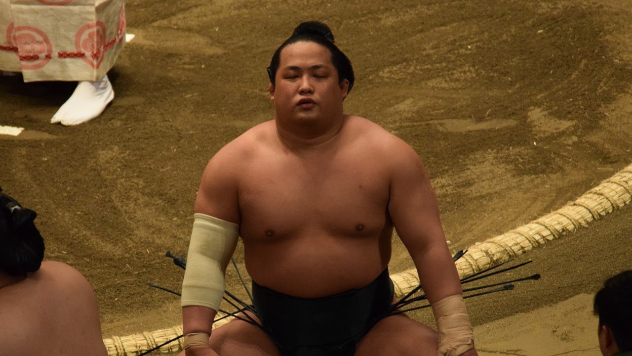 Lightweight Midorifuji: Just when we thought he was finished