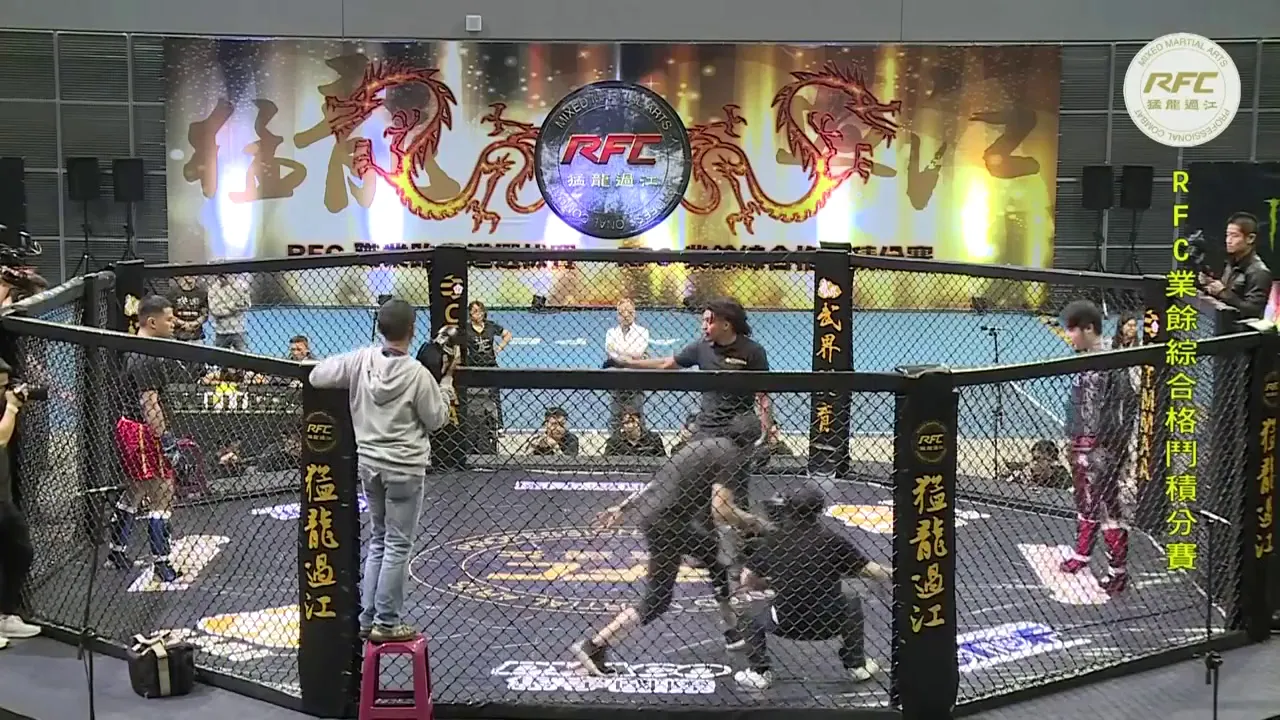 2018/4/15 RFC- WOTD 業餘綜合格鬥積分賽 黃威德【R-8搏擊運動俱樂部】VS.唐羽【伯烈克鬥格混合武術】 background