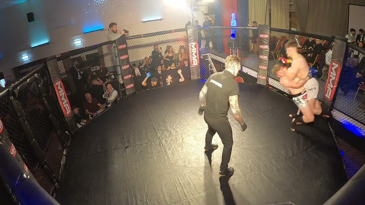 NOTTINGHAM | ULTRA MMA | JASPER LIGHT VS JACK WILKERSON