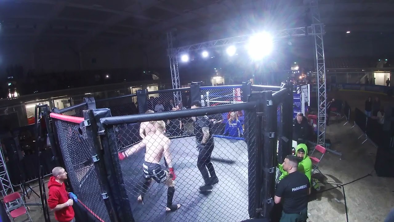 BRISTOL | ULTRA MMA |EDWARD WALKDER VS DANIEL SNARTT background