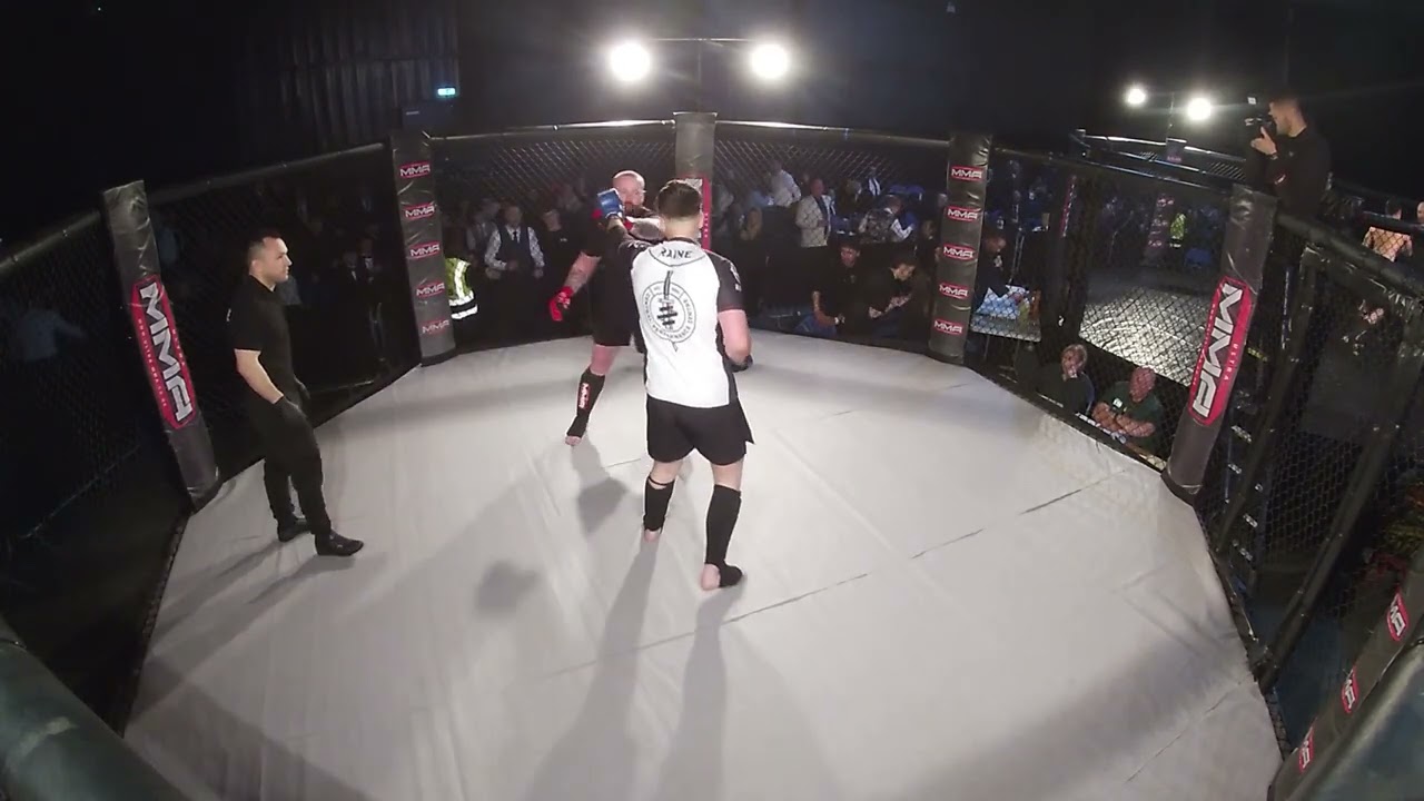 MANCHESTER MMA CAGE 1 MATTHEW DYER VS LOUIE BULLET BROWN background