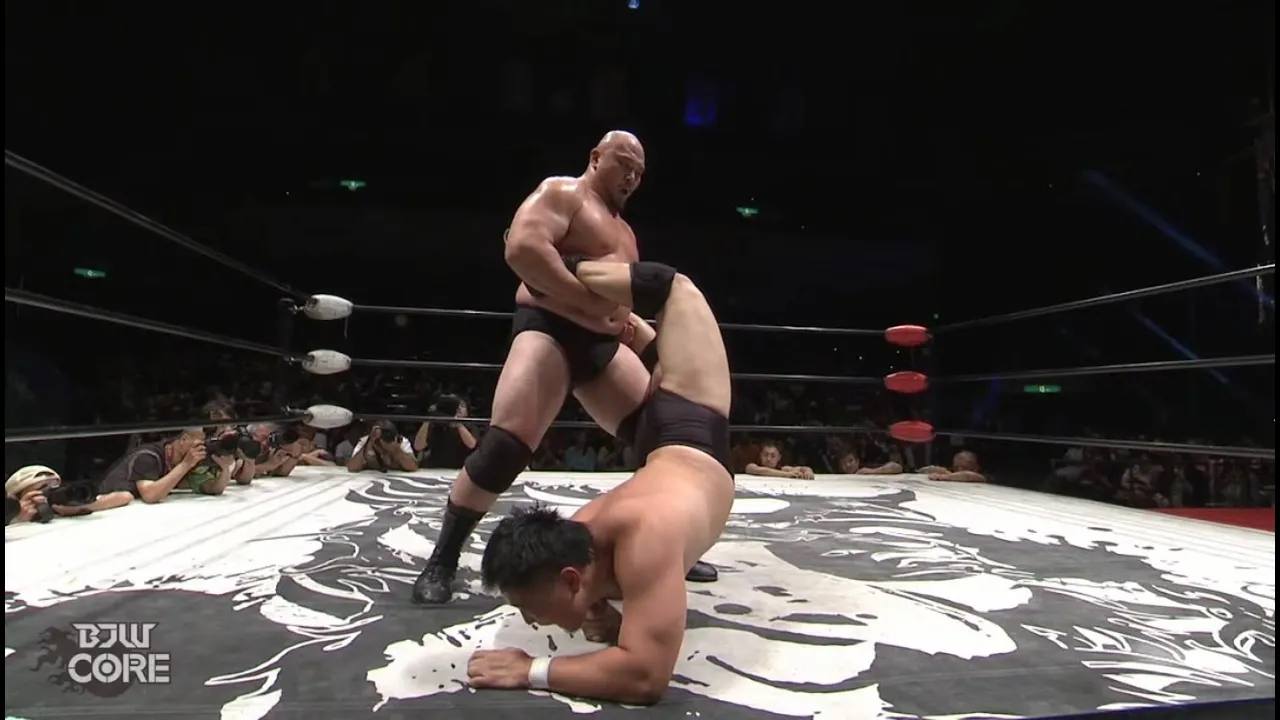 【BJW Free Match!!】2016.7.24両国国技館 岡林裕二vs神谷英慶【BJW認定世界ストロングヘビー級選手権】 background