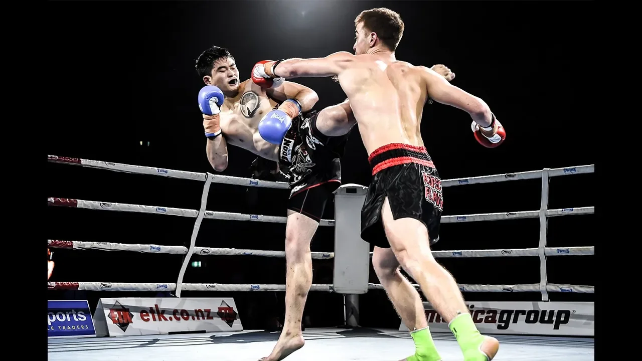 65kg : Pong Chau vs Andre McDonald background