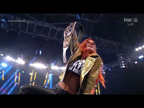 Becky Lynch Returns To SmackDown background