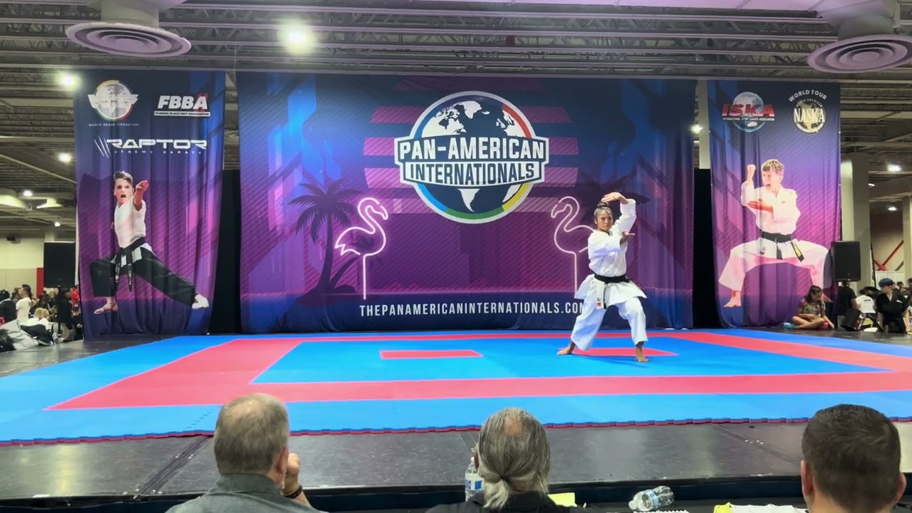 Sofia Rodriguez Florez 14-17 Girls Traditional Forms Grands - Pan American Internationals 2025 background