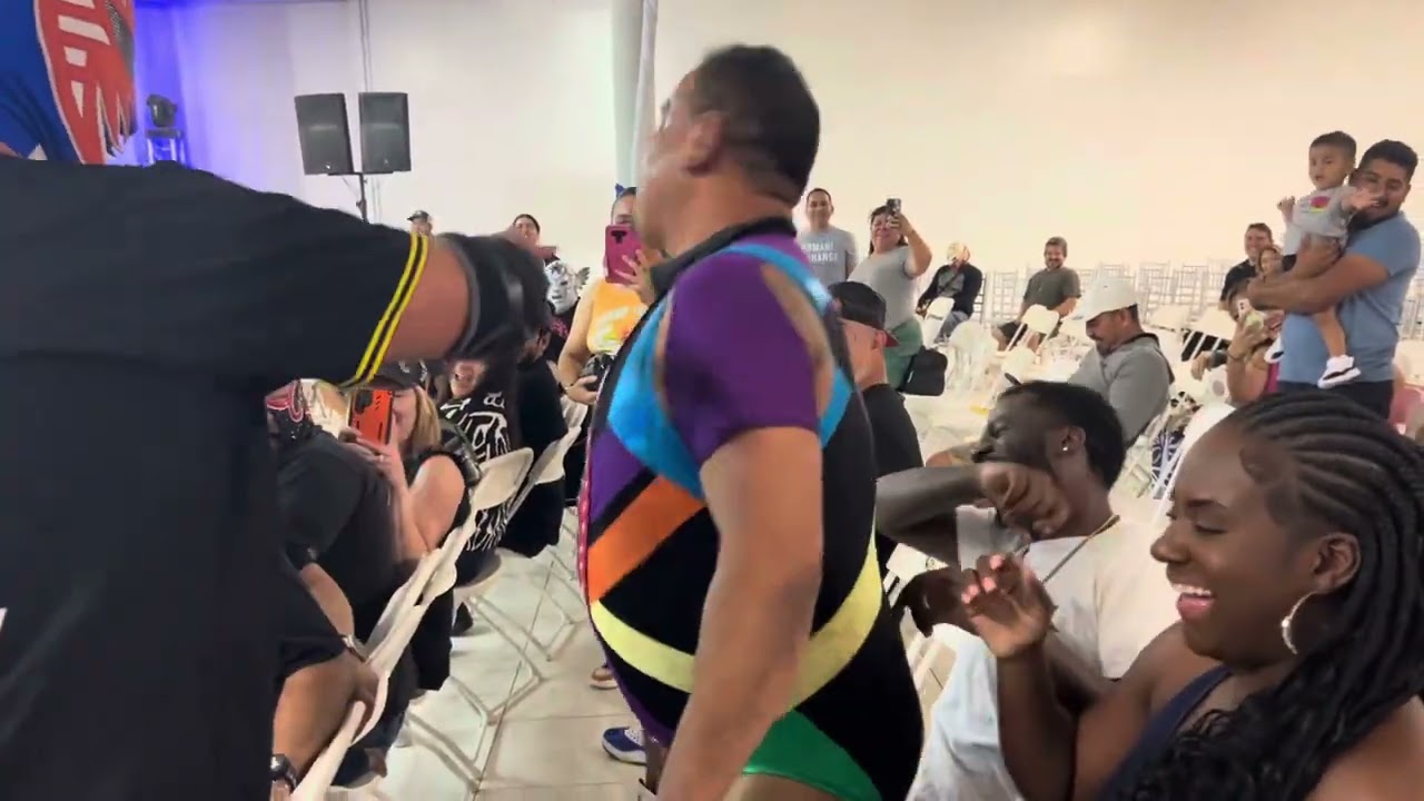 Orquidia Negra Súper Águila vs Rey Vampiro | Detras Del Luchador | Wrestle Libre