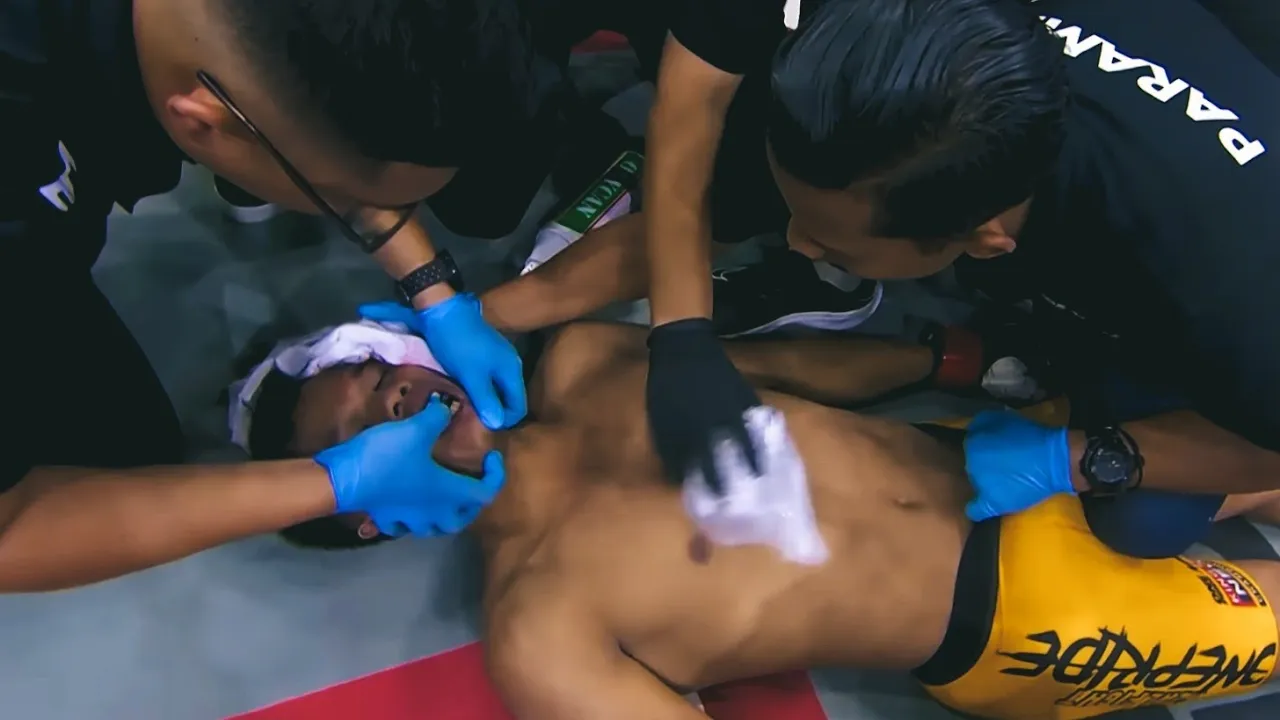 Best MMA Knockouts December 2025 2nd Week