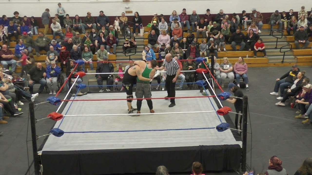 GIW Maine State Pine Tree Championship Match: Cousin Larry vs. "Lights Out" Lee Miller