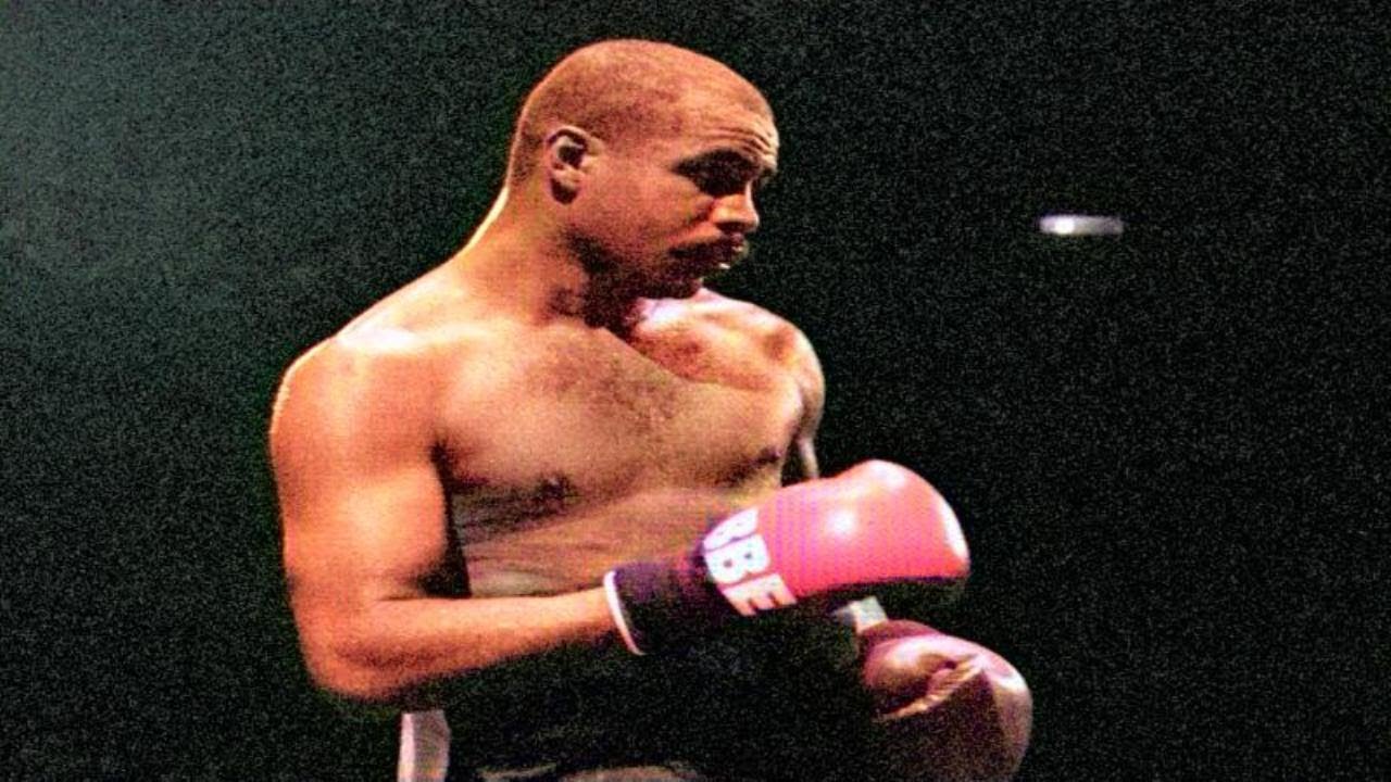 Carlos De Leon - Beautiful Boxing background