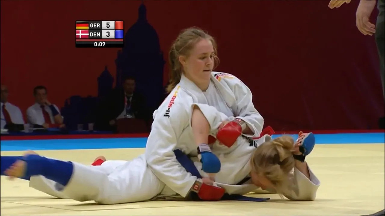 Carina Neupert Ju-Jitsu Fighting System Highlights