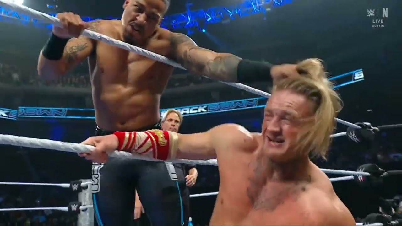 WWE SMACKDOWN ILJA DRAGUNOV VS CARMELO HAYES 12/05/25